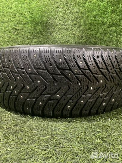 Nokian Tyres Hakkapeliitta 8 205/55 R16 94T
