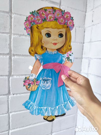 Бумажная кукла с одеждой в стиле винтаж СССР