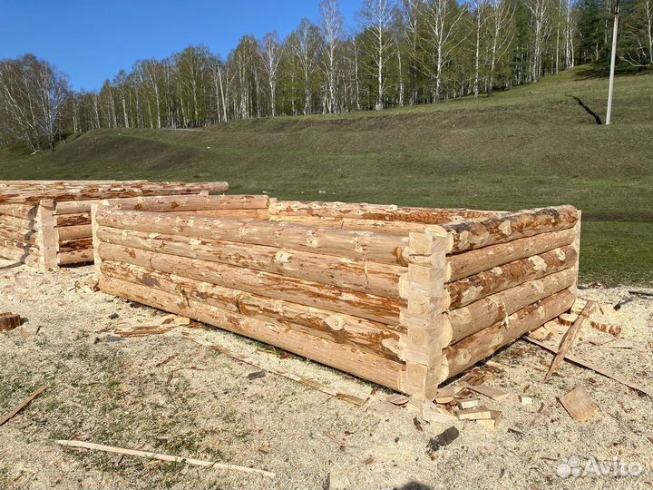 Сруб дома 8х9