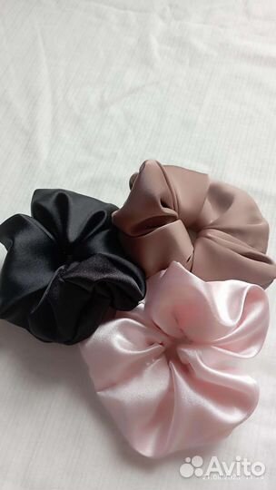 Резинка на волосы