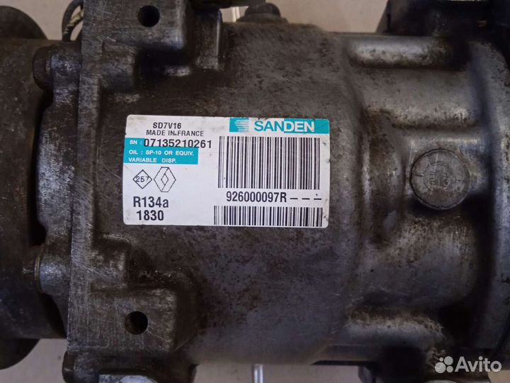 Компрессор кондиционера Renault logan