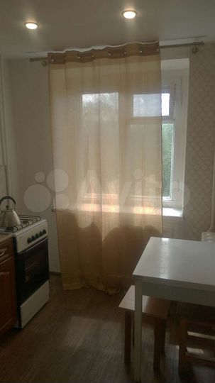 1-к. квартира, 32 м², 4/9 эт.