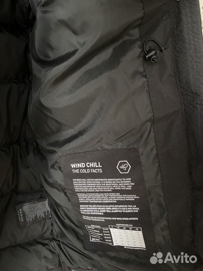 Пуховик женский helly hansen S