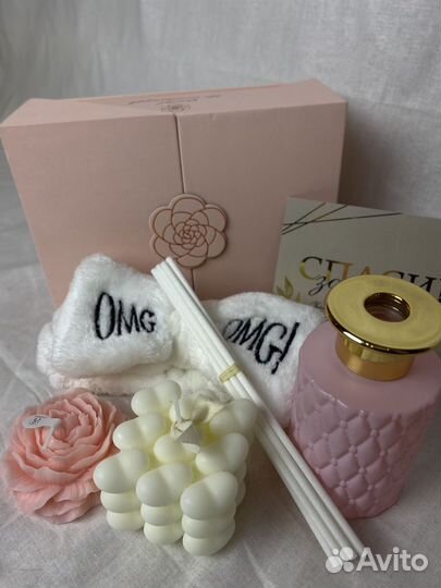 Подарочный набор для женщин на 8 марта