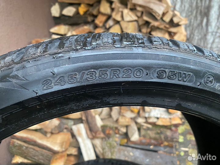 Bridgestone Blizzak LM-005 245/35 R20 и 275/30 R20 97W