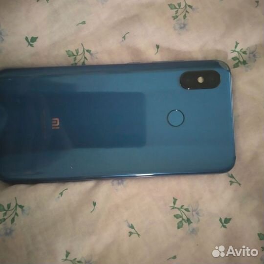 Xiaomi Mi 8, 8/128 ГБ