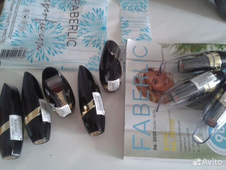 Подарки-косметика.помады. товары для дома