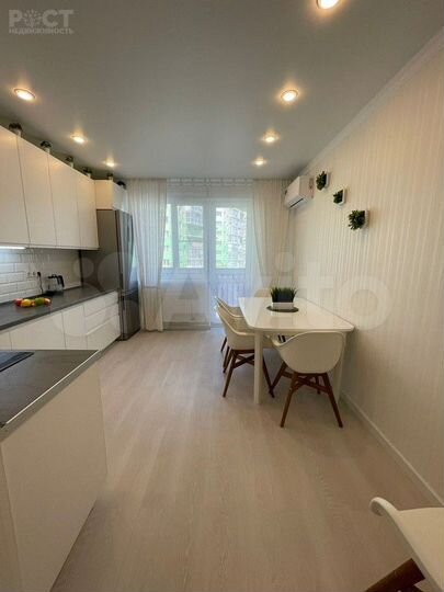 3-к. квартира, 93 м², 4/10 эт.