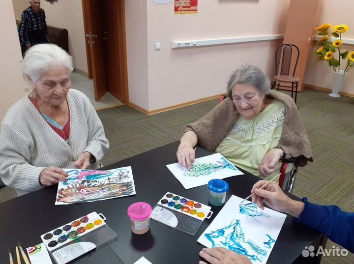 Дом отдыха для пожилых / Гостевой дом / Сиделка