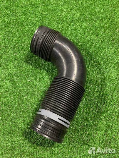 Патрубок воздушного фильтра Volkswagen Scirocco