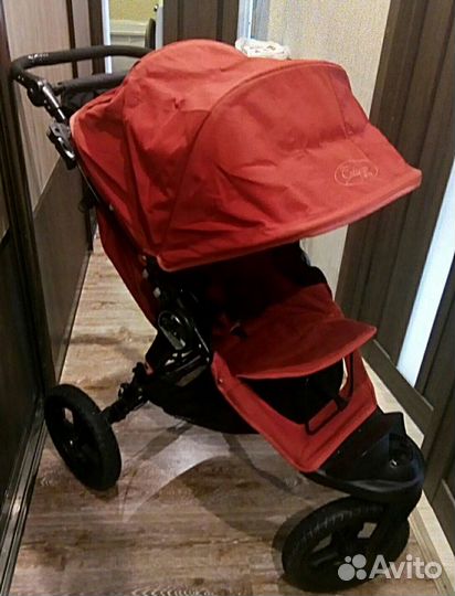 Прогулочная коляска Baby Jogger City Elite