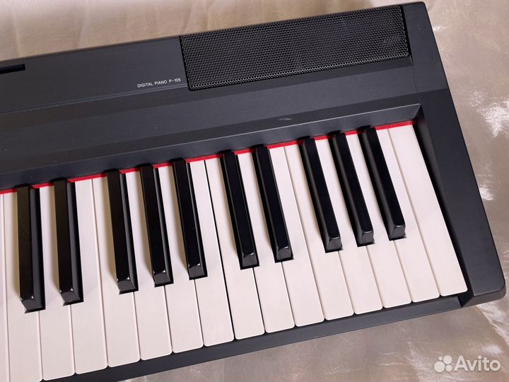 Yamaha p-105 BK