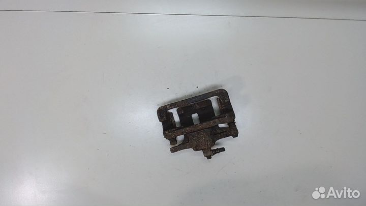 Суппорт Hummer H3, 2008