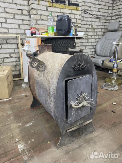 Буржуйка, печка железная на дровах