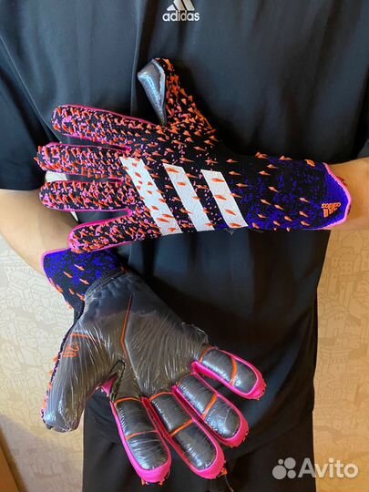 Вратарские перчатки Adidas Predator pro