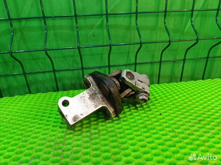 Кардан рулевой Mercedes Benz E230 W210 111.970