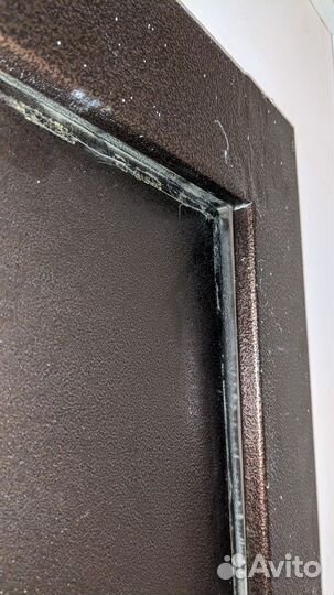 Дверь входная металлическая от застройщика