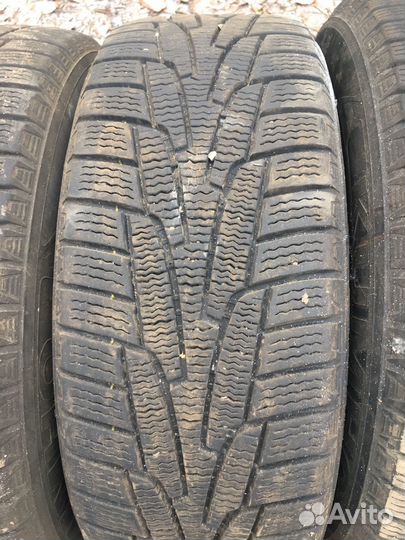 Kumho I'Zen Stud Snow KW11 205/55 R16