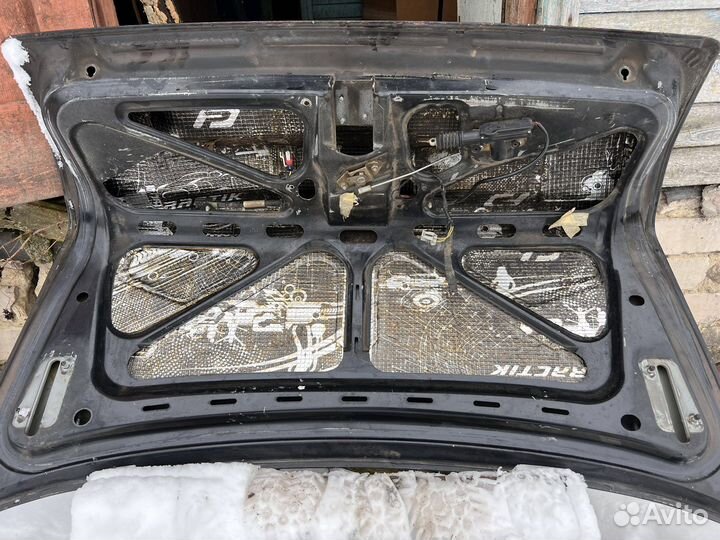 Крышка багажника priora седан