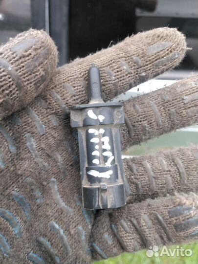 Датчик температуры GMC jimmy, blazer S15