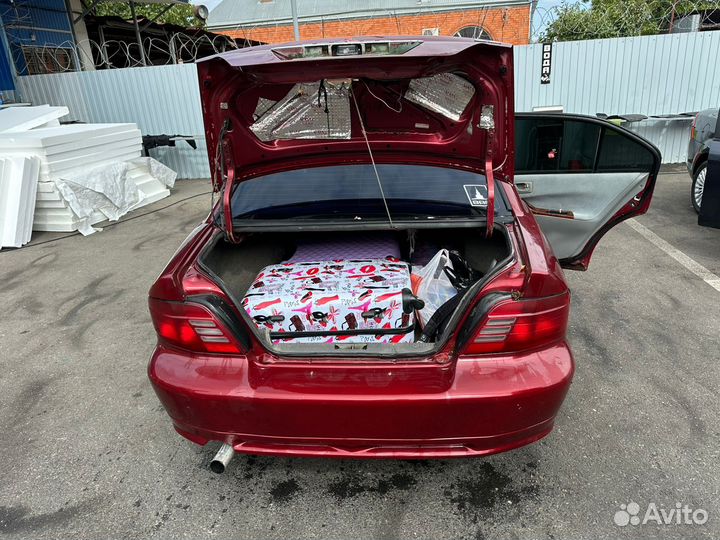 Mitsubishi Galant 2.4 AT, 2000, битый, 250 000 км