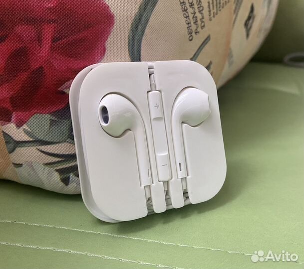 Наушники Apple Earpods 3.5 мм