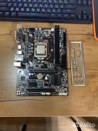 B150 1151 4gb + Celeron G3900 Материнская плата