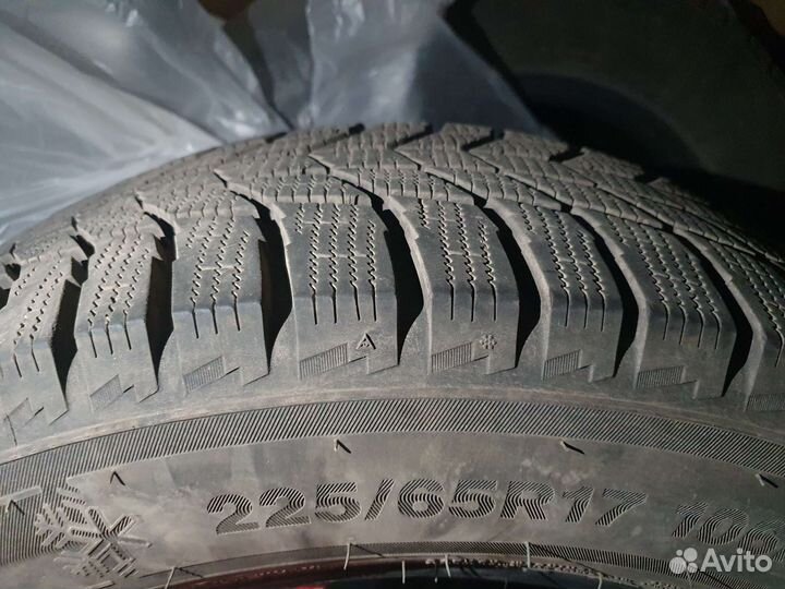 Triangle Snow-LL01 225/65 R17