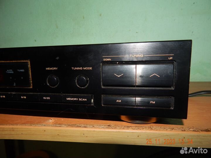 Продам высококачествнный тюнер aiwa, Япония