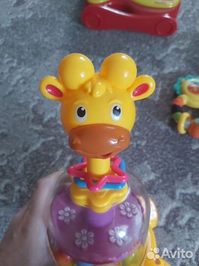 Развивающие игрушки для малышей пакетом