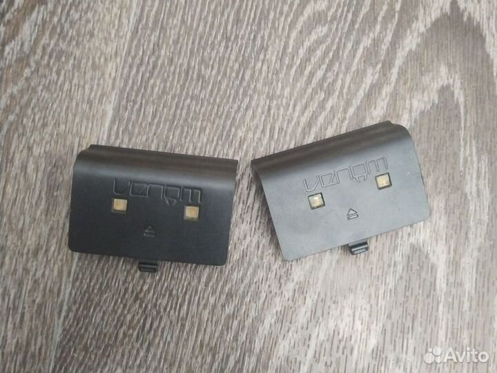 Зарядная станция для двух геймпадов xbox One