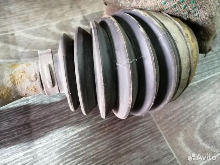 Привод левый АКПП Рено Меган 2