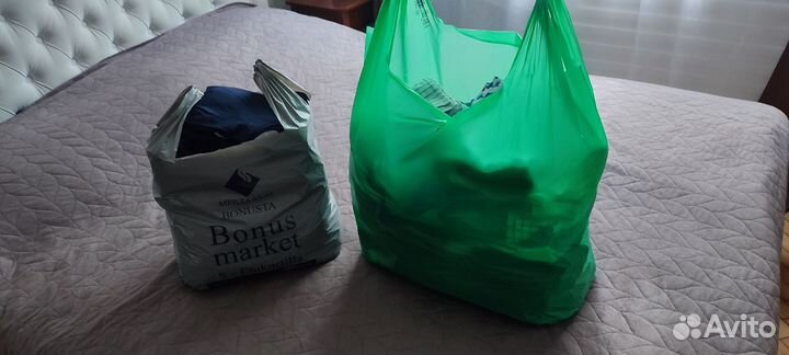 2 больших пакета на мальчика 5-6лет