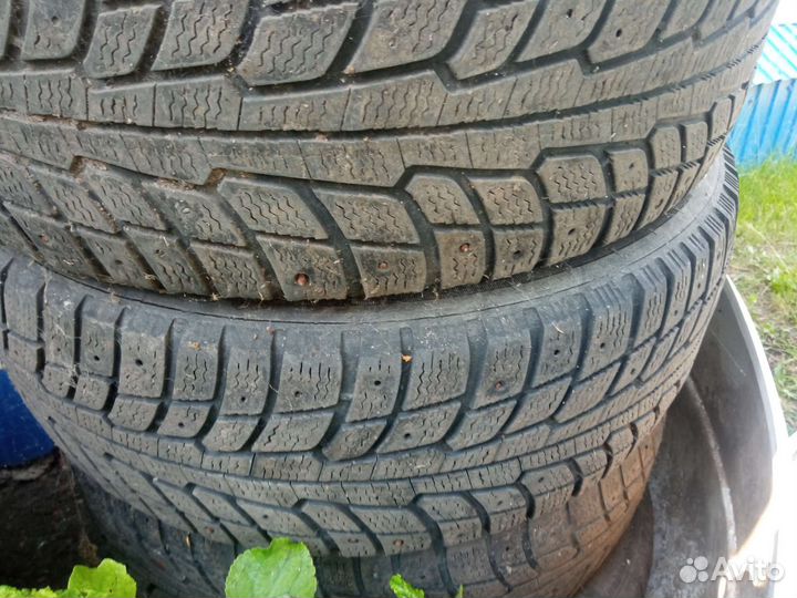 Michelin X-Ice North 205/60 R16 92T
