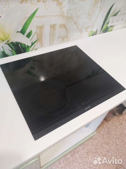 Электрическая варочная панель 4 конфорки Горение