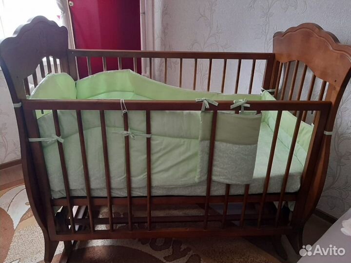 Кровать-маятник детская