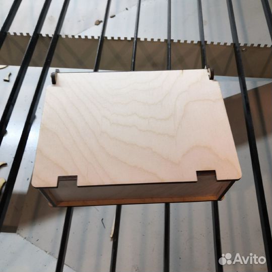 Коробка подарочная деревянная