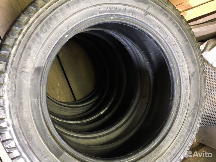 Michelin Latitude Cross 215/65 R16 98T