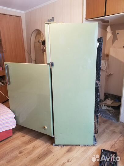 Холодильник на запчасти