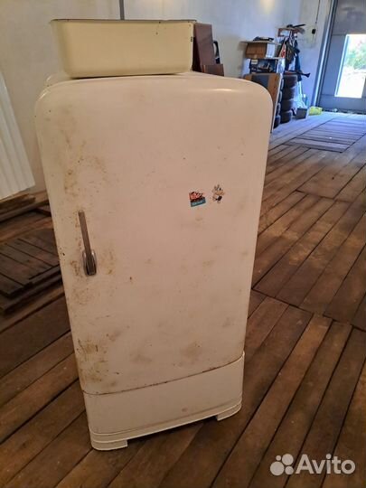 Холодильник ЗИЛ