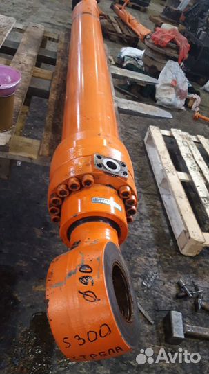 Гидроцилиндр стрелы на экскаватор Doosan S300LC-V