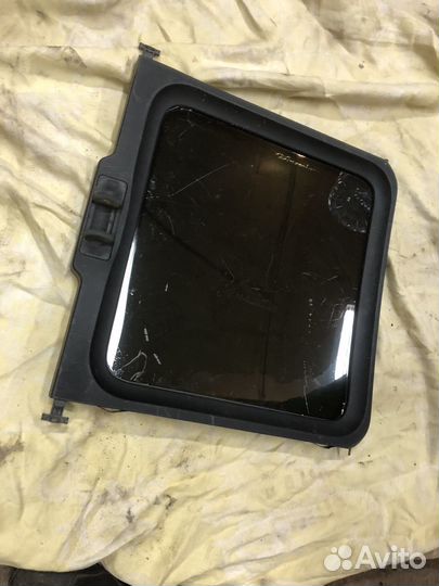 Форточка сдвижной двери grand starex