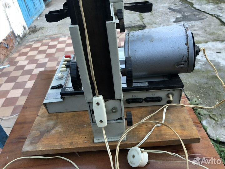 Фотоувеличитель Таврия