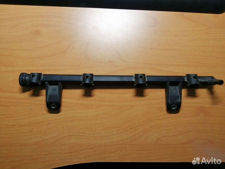 Топливная рампа Рено Кангу 2