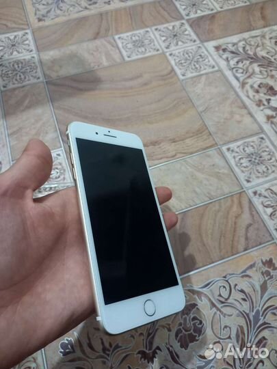 Телефон iPhone 7 plus