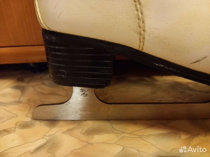 Коньки фигурные