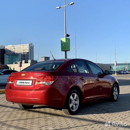 Chevrolet Cruze 1.8 AT, 2010, 133 407 км