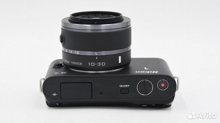 Nikon J2 + 10-30mm f/3.5-5.6 VR