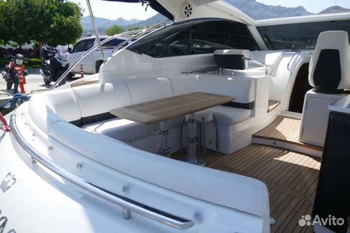 Моторная яхта Princess V39 2014 г.в