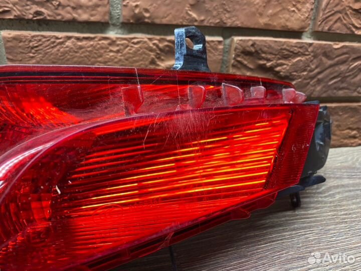 Фонарь задний в бампер левый Volvo XC60 2013-2017
